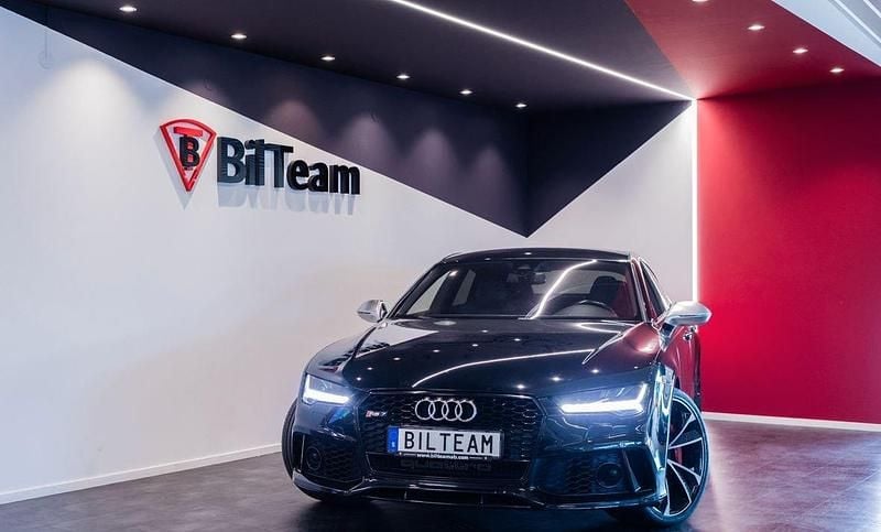 Svart Begagnad 2015 Audi RS7 Sportback Comfort Halvkombi | 499 900 kr (Marknadspris) - Bild 1/4