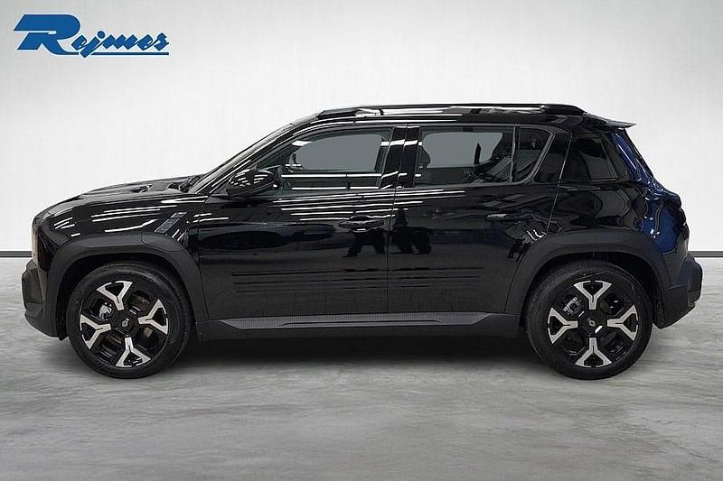 Ny Renault R4 Techno 2025 Svart Halvkombi