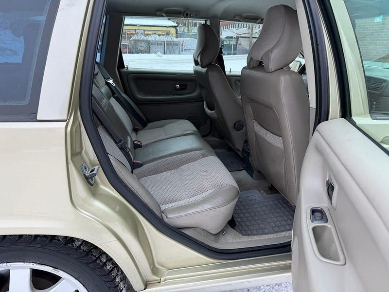 Begagnad Volvo V70 144 HK (105 kW) 2000 Kombi