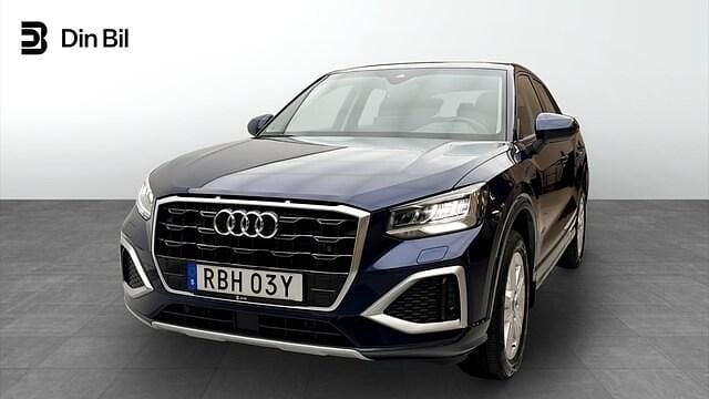 Navarrablå metallic Begagnad 2024 Audi Q2 Advanced Plus SUV | 269 000 kr (Marknadspris) - Bild 1/4