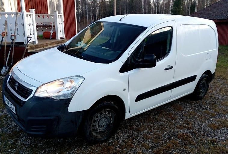 Begagnad 2017 Peugeot Partner Van | 44 000 kr (Superpris) - Bild 1/4