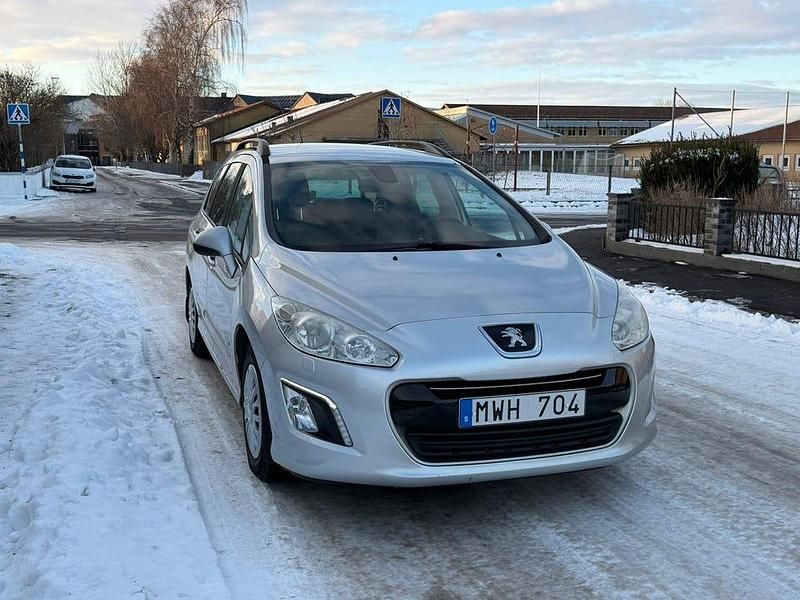 Begagnad Peugeot 308 SW 111 HK (81 kW) 2012 Kombi