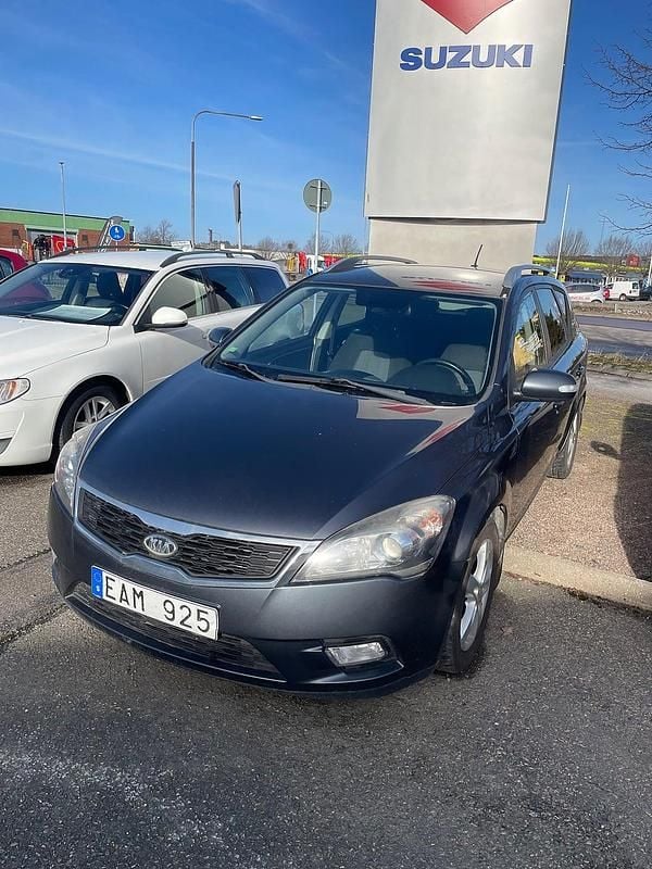 Begagnad Renault Mégane GrandTour Bose Edition 96 HK (70 kW) 2012 Svart Kombi