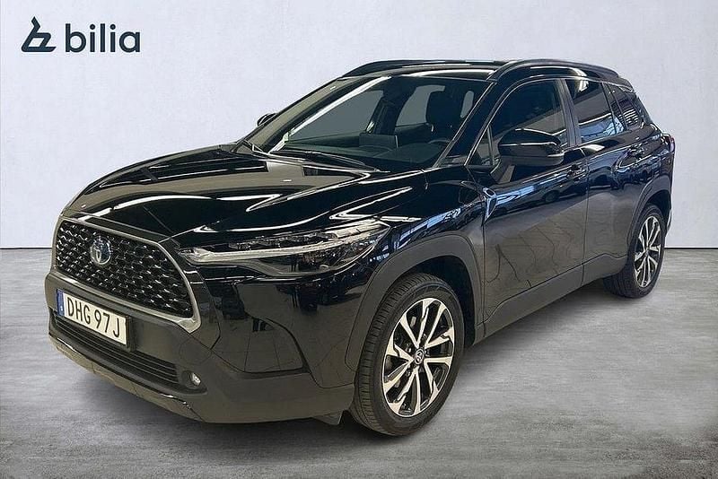 Svart Begagnad 2022 Toyota Corolla Style SUV | 349 900 kr - Bild 1/3