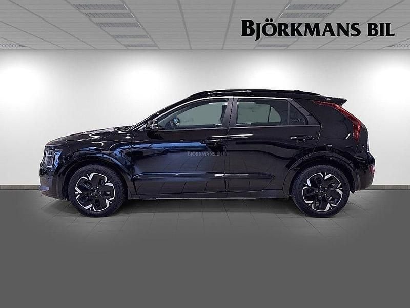 Begagnad Kia e-Niro 150 kW (204 HK) 2022 Svart (/abp/ aurora black pearl m) SUV