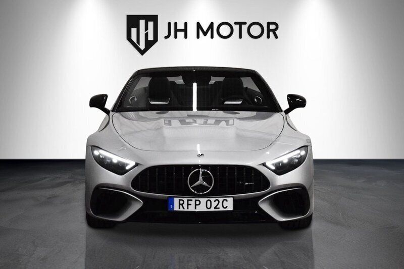 Begagnad Mercedes SL63 AMG AMG 585 HK (430 kW) 2022 Silver Cab