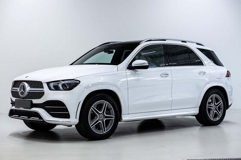 Vit Begagnad 2021 Mercedes GLE350e AMG SUV | 699 000 kr (Dyr) - Bild 1/4