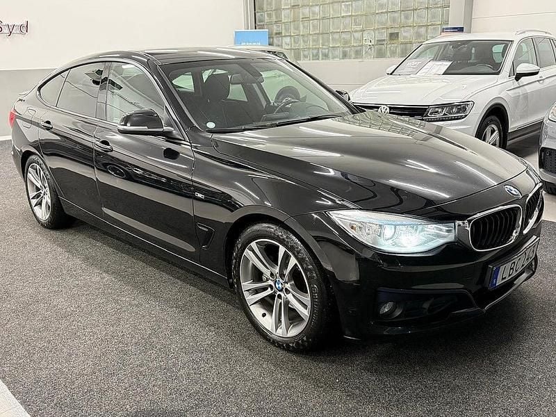 Begagnad BMW 320 Gran Turismo Sport Line 184 HK (135 kW) 2013 Svart Halvkombi