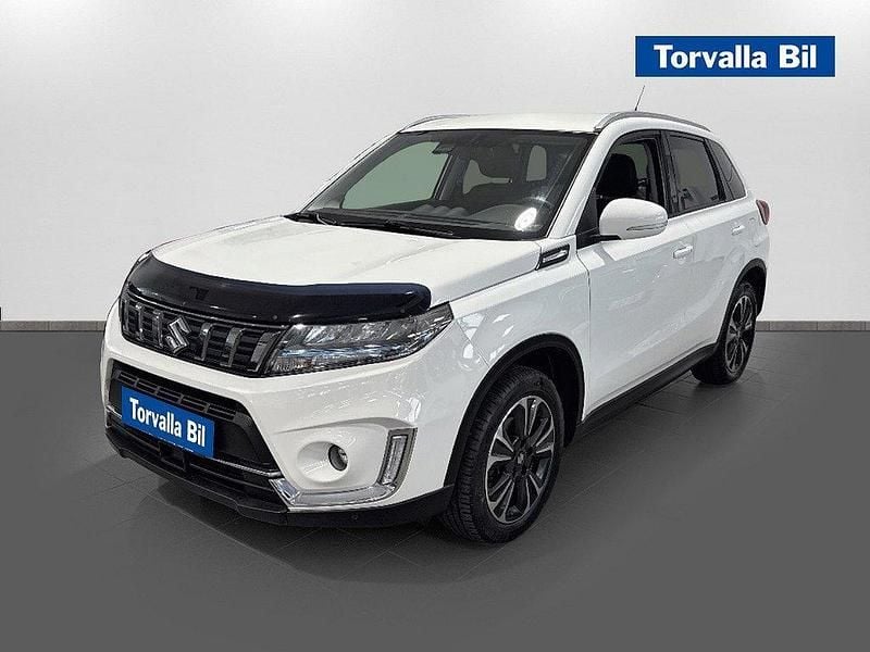 Vit Begagnad 2021 Suzuki Vitara SUV | 209 900 kr (Bra pris) - Bild 1/4