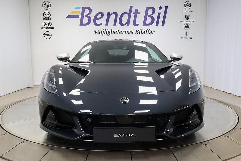 Ny Lotus Emira 405 HK (297 kW) 2026 Shadow grey Sportkupé