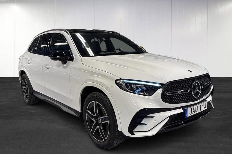 Begagnad Mercedes GLC300 Advanced Plus 313 HK (230 kW) 2024 Vit SUV
