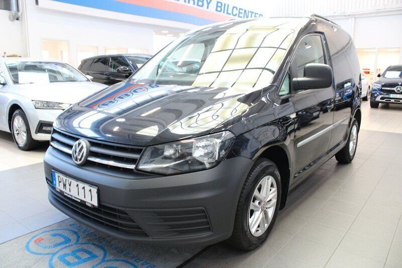 Svart Begagnad 2018 VW Caddy Minibuss | 124 900 kr (Bra pris) - Bild 1/4