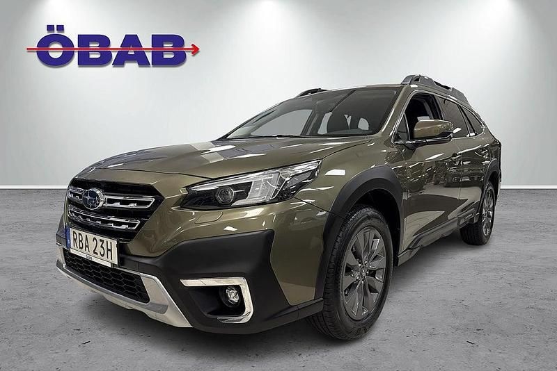 Grön Begagnad 2023 Subaru Outback Kombi | 418 900 kr (Marknadspris) - Bild 1/4