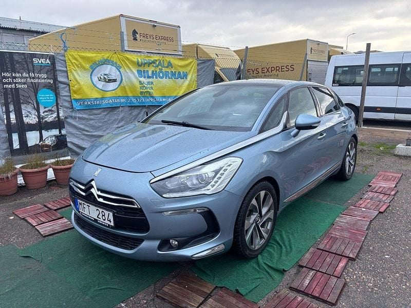 Blå Begagnad 2011 Citroën DS5 Halvkombi | 83 900 kr - Bild 1/4