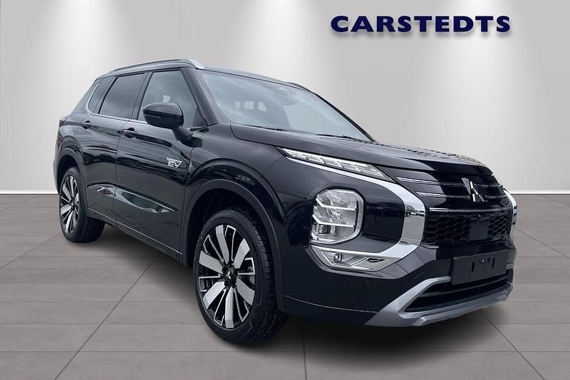 Svart Ny 2025 Mitsubishi Outlander P-HEV Instyle SUV | 620 800 kr - Bild 1/4