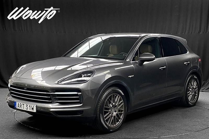 Begagnad Porsche Cayenne Sport 462 HK (339 kW) 2020 Quartzite grey metallics SUV