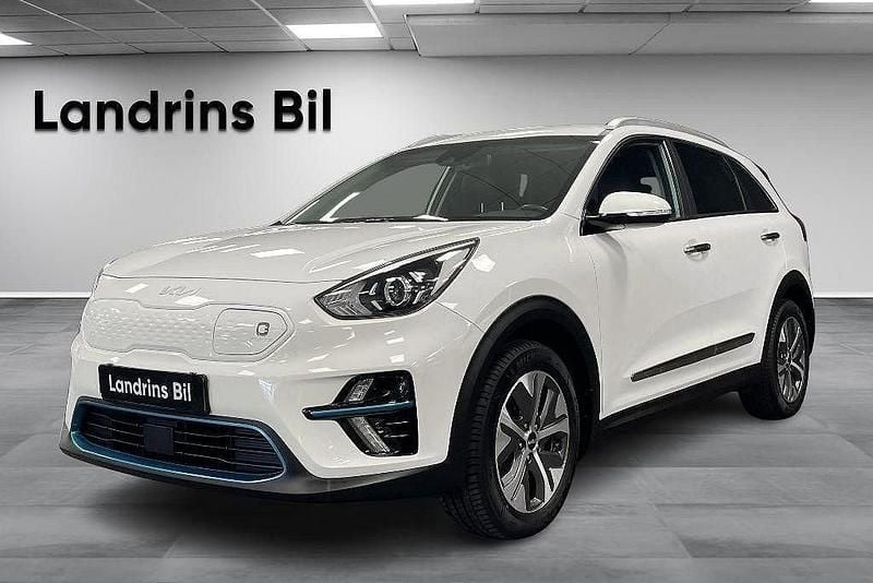 Vit Begagnad 2022 Kia e-Niro Advance SUV | 249 300 kr (Bra pris) - Bild 1/1