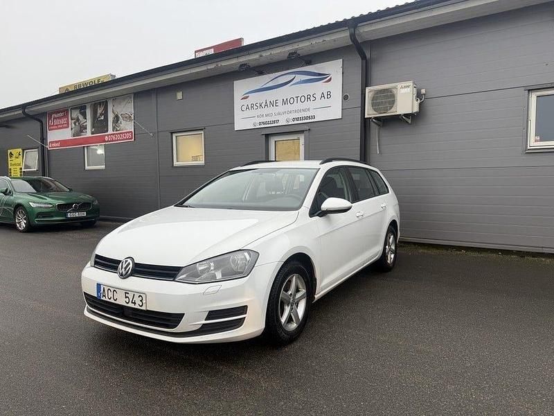Vit Begagnad 2014 VW Golf VII Kombi | 64 999 kr (Marknadspris) - Bild 1/4