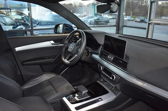 Begagnad Audi Q5 Sportback S-Line 367 HK (269 kW) 2023 Blå SUV