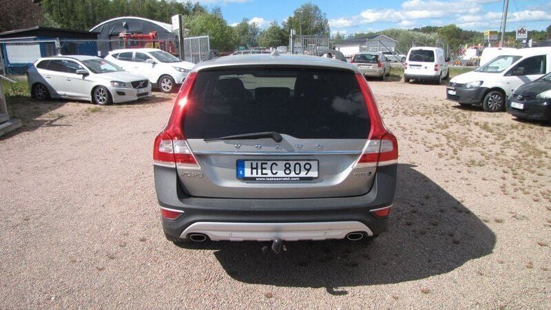 Begagnad Volvo XC70 Standard 221 HK (162 kW) 2015 Ljusbrun SUV