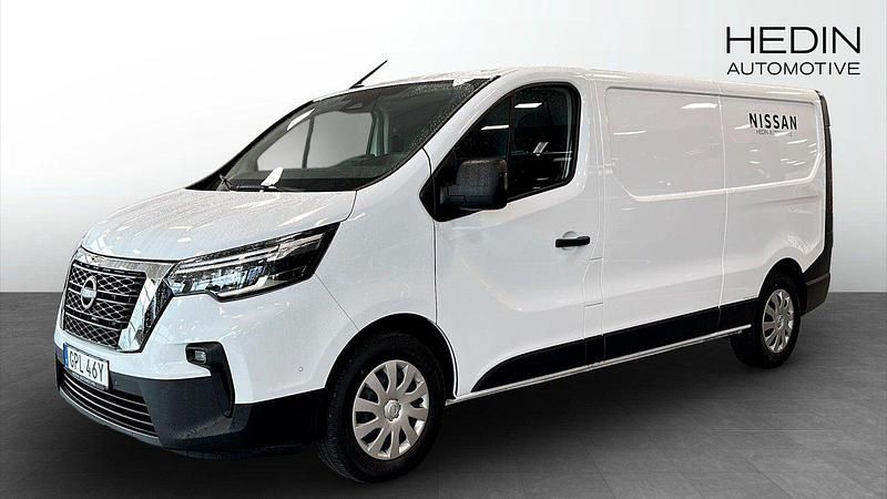 Begagnad 2024 Nissan Primastar N-Connecta Minibuss | 393 625 kr - Bild 1/4