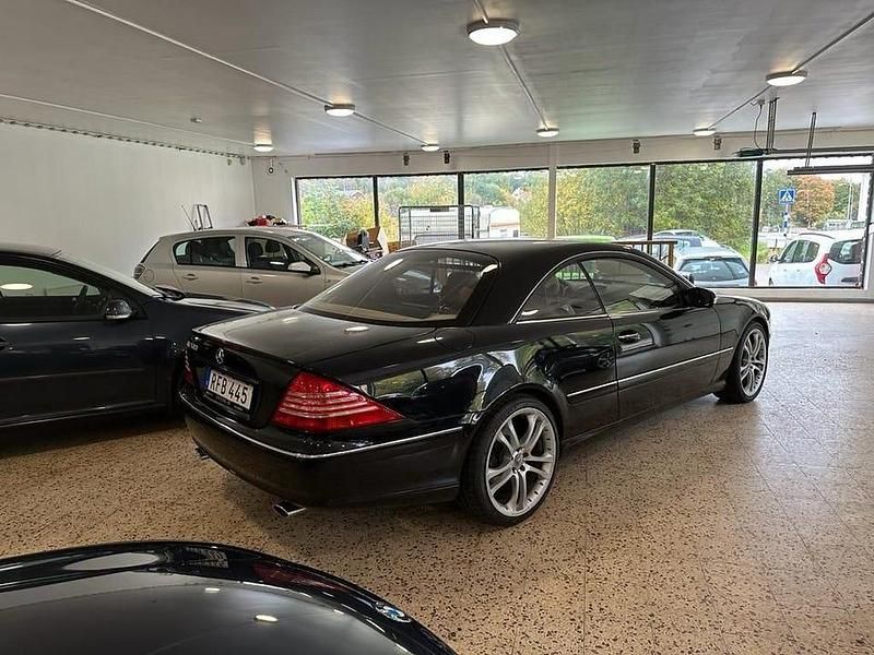 Begagnad Mercedes CL500 306 HK (225 kW) 1999 Svart Sportkupé