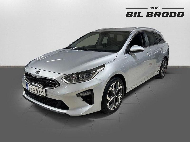 Grå Begagnad 2018 Kia Ceed Sportswagon Advance Kombi | 199 800 kr (Marknadspris) - Bild 1/4