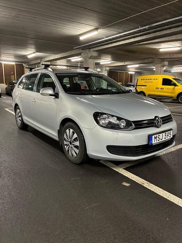 Begagnad 2013 VW Golf VII Kombi | 59 000 kr (Superpris) - Bild 1/4
