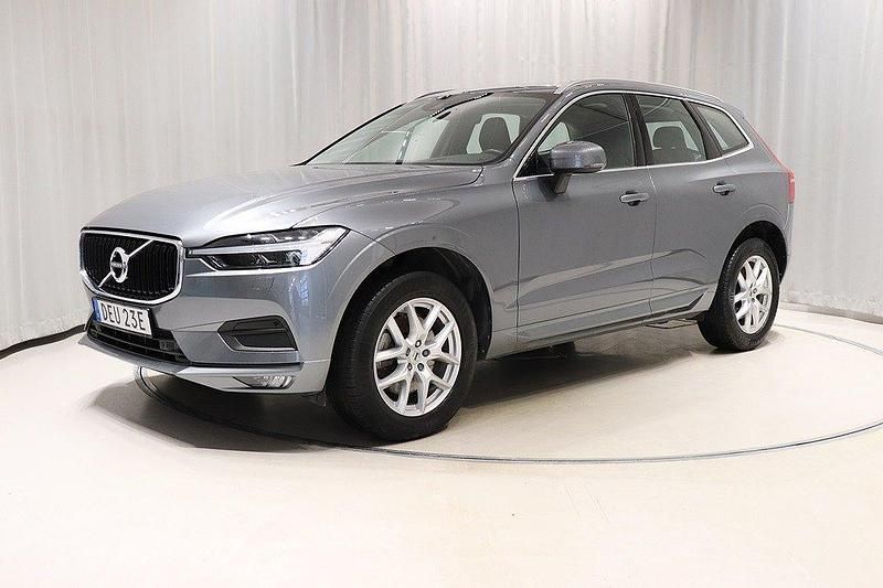 Grå Begagnad 2021 Volvo XC60 Momentum SUV | 368 800 kr (Superpris) - Bild 1/4