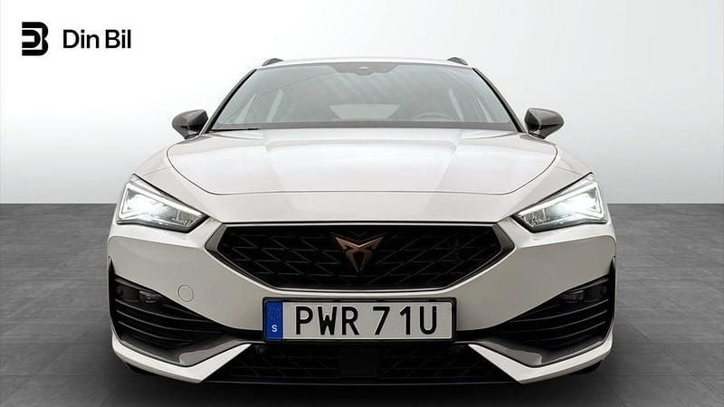 Begagnad Cupra Leon VZ 150 HK (110 kW) 2024 Candy white