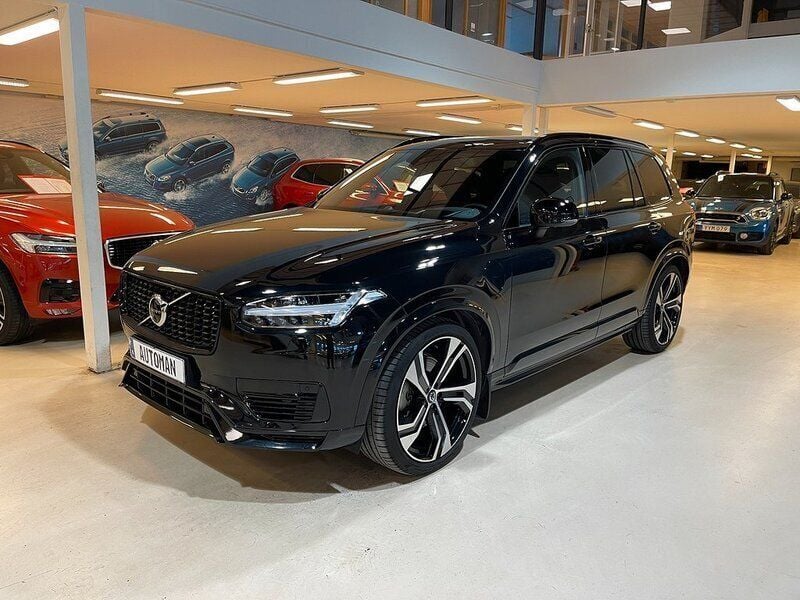 Svart Begagnad 2023 Volvo XC90 Ultimate SUV | 764 900 kr (Bra pris) - Bild 1/4