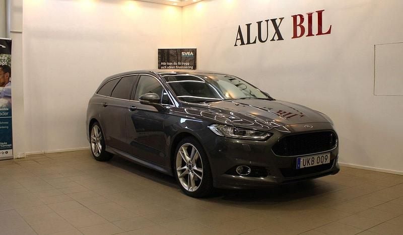 Grå Begagnad 2015 Ford Mondeo Titanium Kombi | 114 900 kr (Bra pris) - Bild 1/4