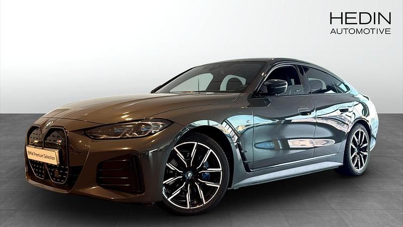 Begagnad BMW i4 Shadowline 442 kW (601 HK) 2023 Grå Sedan