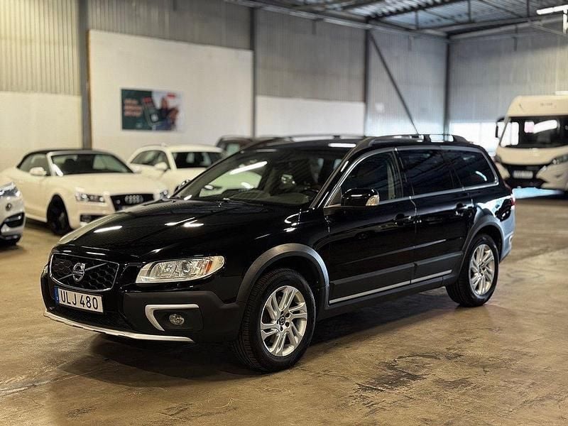 Svart Begagnad 2016 Volvo XC70 Standard SUV | 139 900 kr (Superpris) - Bild 1/4
