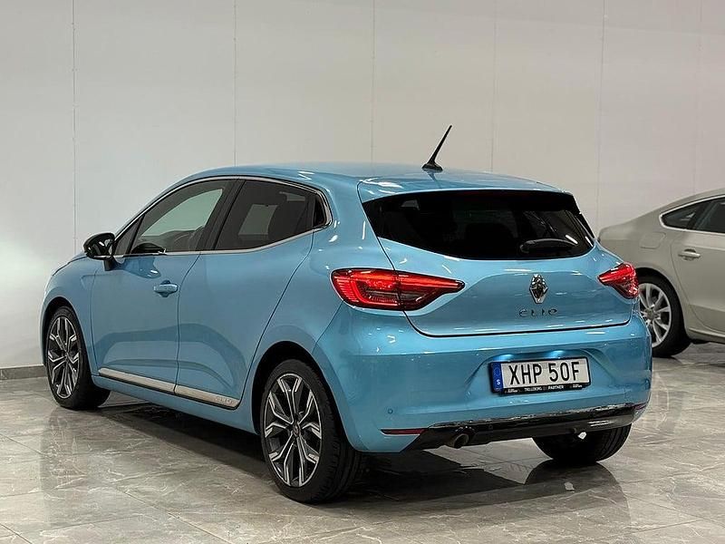 Begagnad Renault Clio V 131 HK (96 kW) 2019 Okänd Halvkombi