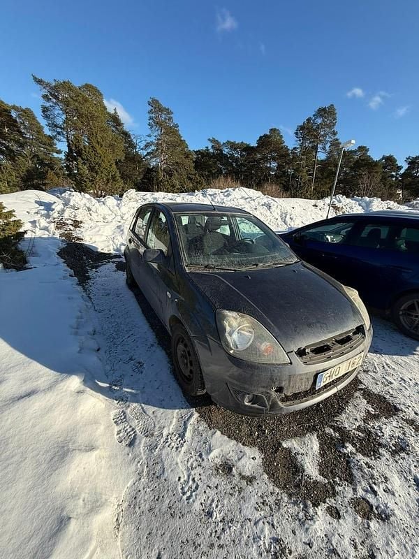 Begagnad Ford Fiesta 80 HK (58 kW) 2008 Halvkombi