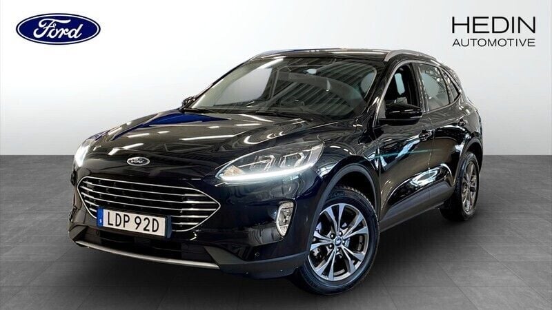 Silver Begagnad 2022 Ford Kuga Titanium SUV | 259 900 kr (Bra pris) - Bild 1/4