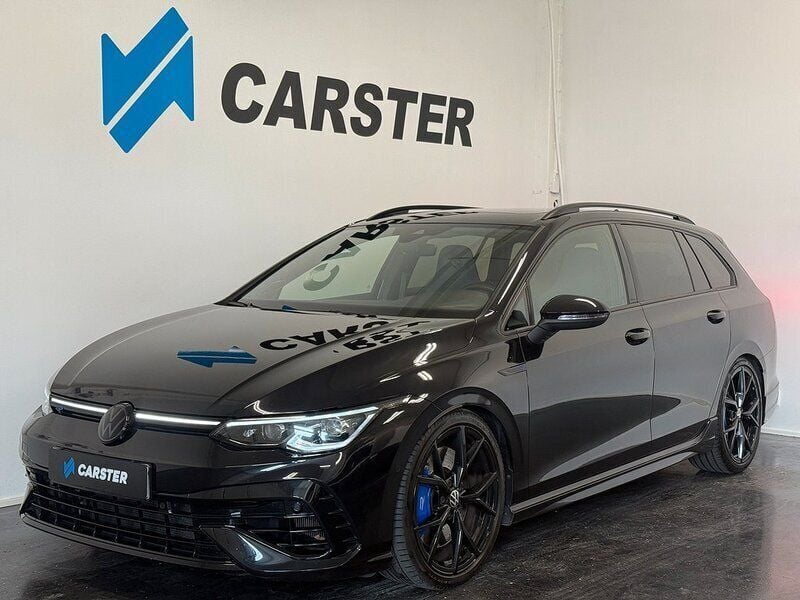 Svart Begagnad 2023 VW Golf VIII R Kombi | 479 900 kr (Dyr) - Bild 1/4