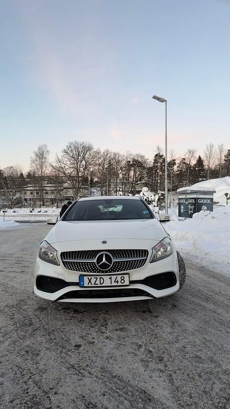 Begagnad Mercedes A180 AMG 122 HK (89 kW) 2018 Halvkombi