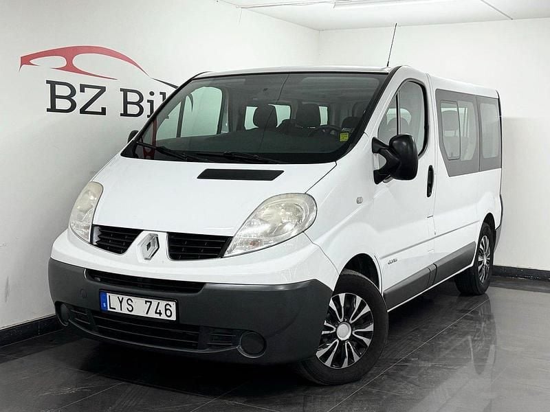 Vit Begagnad 2013 Renault Trafic Van | 129 900 kr - Bild 1/4