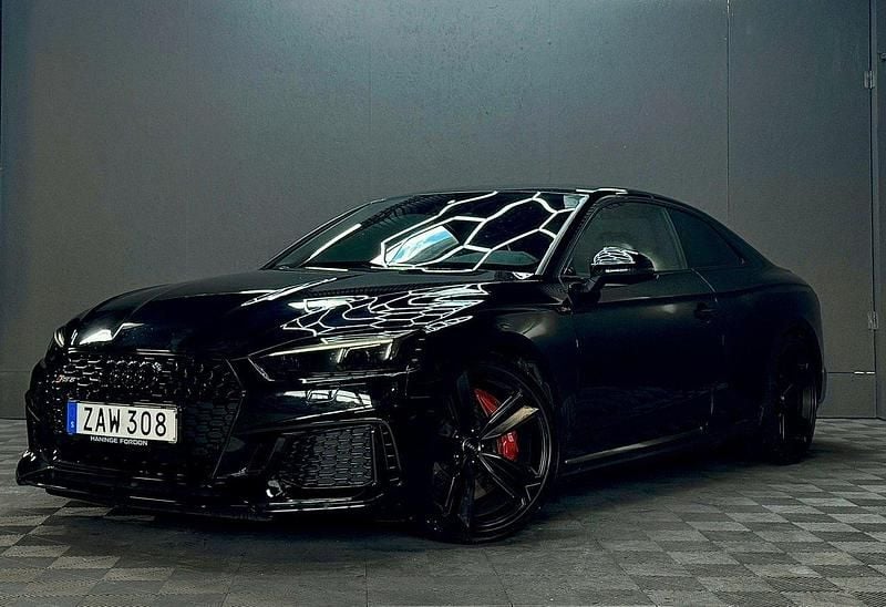 Svart (grå) Begagnad 2018 Audi RS5 Sport Sportkupé | 599 900 kr - Bild 1/4
