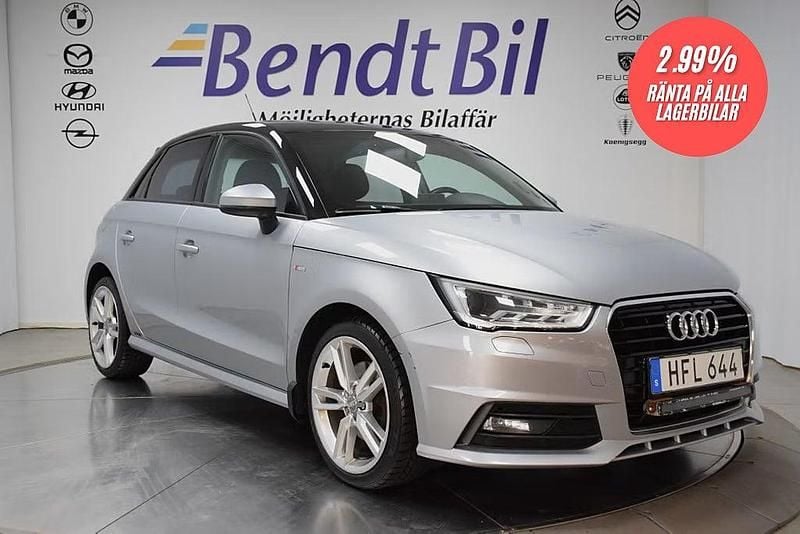 Silver Begagnad 2018 Audi A1 Sportback Halvkombi | 134 500 kr (Marknadspris) - Bild 1/3