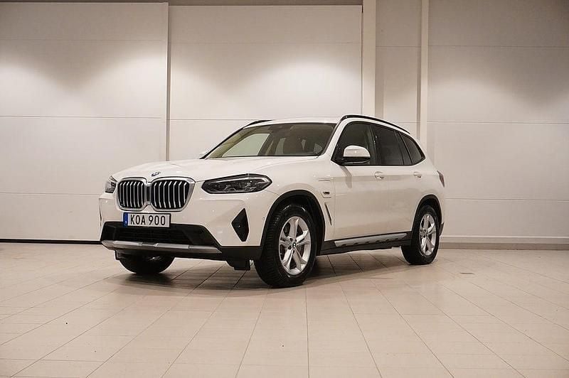 Vit Begagnad 2021 BMW X3 Shadowline SUV | 449 800 kr (Marknadspris) - Bild 1/4