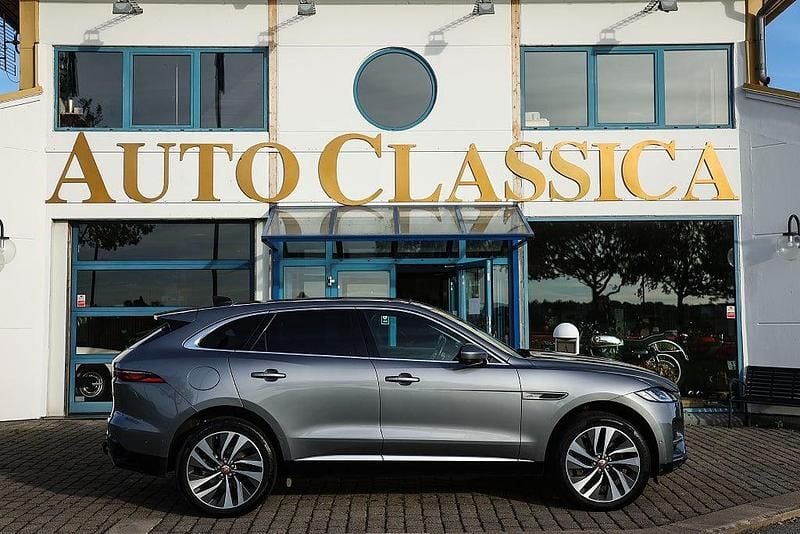 Grå metallic Begagnad 2021 Jaguar F-Pace SUV | 529 000 kr (Dyr) - Bild 1/4