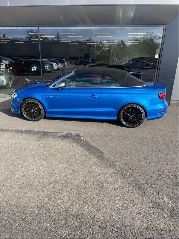 Blå Begagnad 2018 Audi S3 Cabriolet Sport Cab | 379 500 kr - Bild 1/3