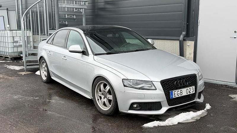 Begagnad Audi A4 265 HK (194 kW) 2007 Silver Sedan