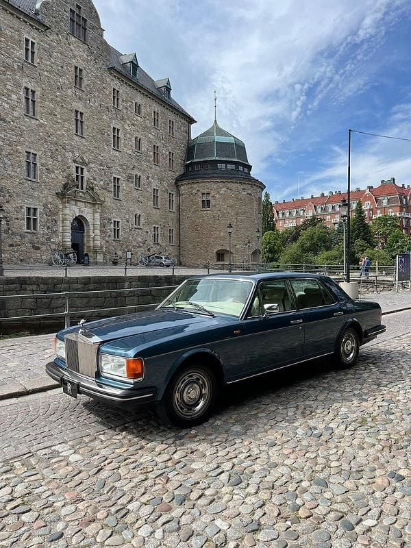 Begagnad Rolls Royce Silver Spirit 1985 Blå metallic Sedan