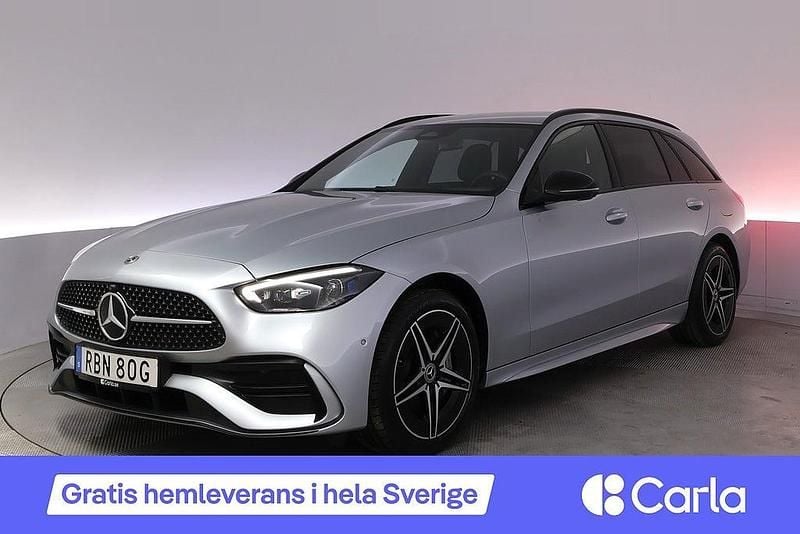 Silver Begagnad 2024 Mercedes C300e AMG Kombi | 519 900 kr (Marknadspris) - Bild 1/4