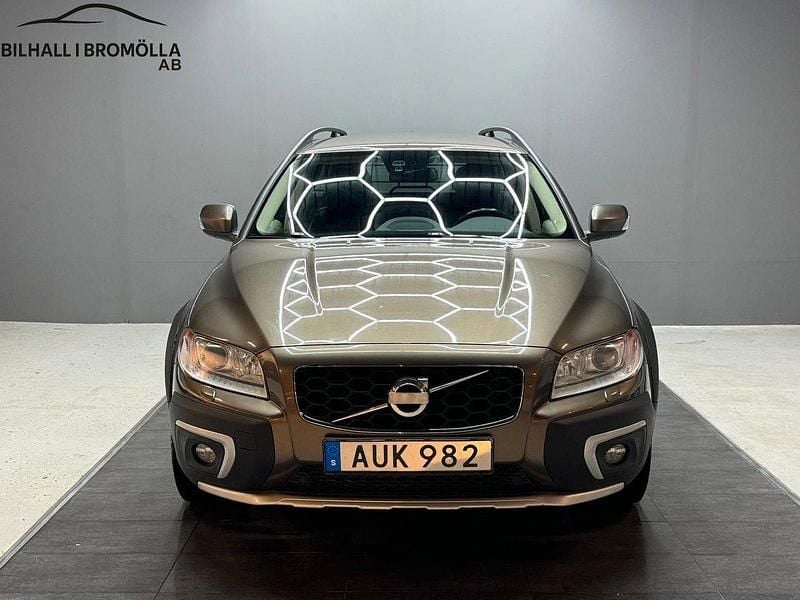 Brun Begagnad 2014 Volvo XC70 Summum Kombi | 119 900 kr (Marknadspris) - Bild 1/4