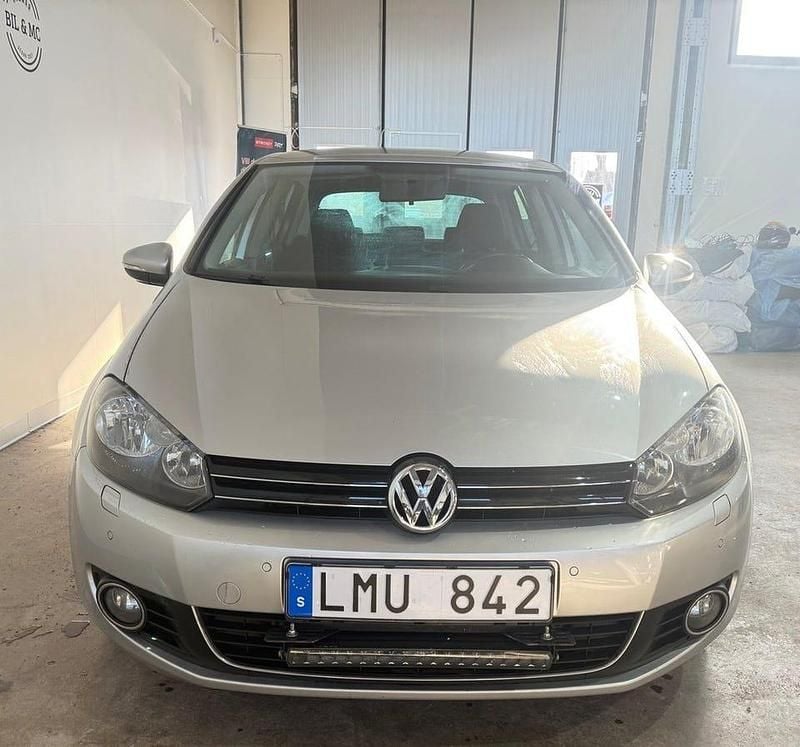 Begagnad VW Golf VI GT 160 HK (117 kW) 2009 Silver Halvkombi